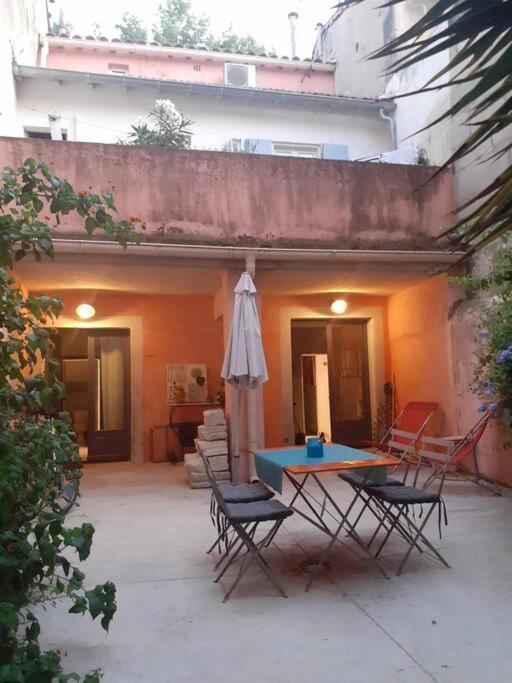 Arlette La Petite Maison Arlesienne Dış mekan fotoğraf